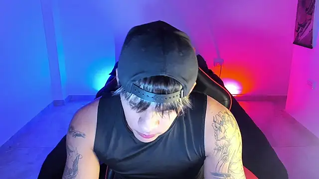 Snapshot of LuciferM_Star chatting on 12.03.25 LuciferM Star online show from 12.03.25