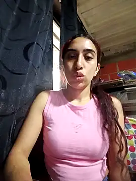 Snapshot of ifeelverywet_andhot chatting on 02.05.25 ifeelverywet andhot online show from 02.05.25