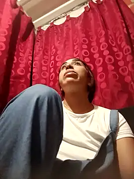 Snapshot of ifeelverywet_andhot chatting on 03.01.25 ifeelverywet andhot online show from 03.01.25