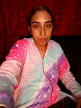 Snapshot of ifeelverywet_andhot chatting on 03.04.25 ifeelverywet andhot online show from 03.04.25