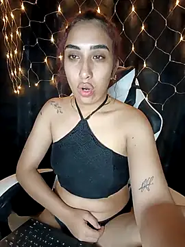 Snapshot of ifeelverywet_andhot chatting on 11.05.25 ifeelverywet andhot online show from 11.05.25