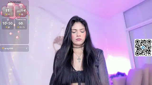 Snapshot of aisha_sakina chatting on 10.11.25 aisha sakina online show from 10.11.25