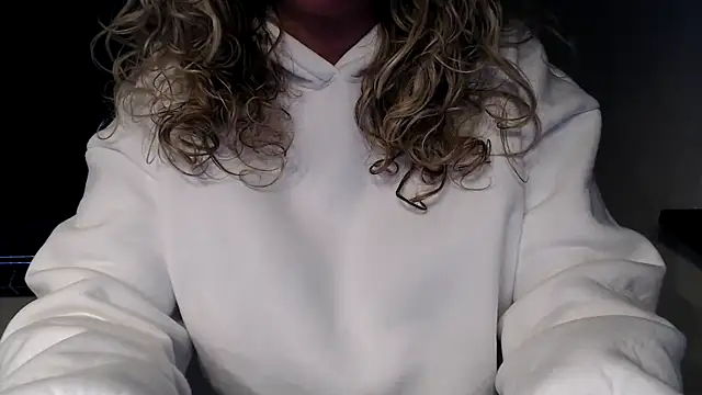 JenniLowen online show from 02.25.25