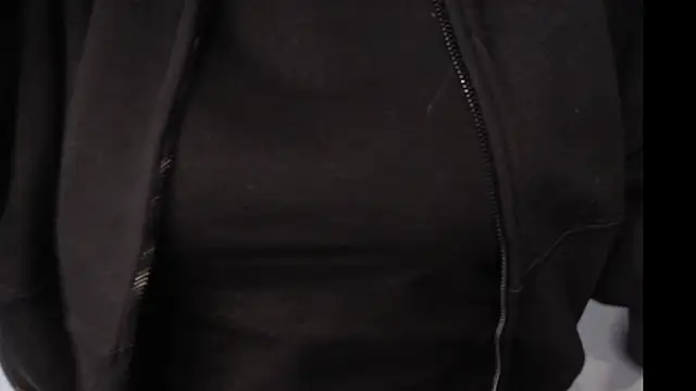 JenniLowen online show from 03.18.25