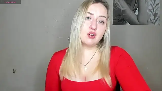 KennaJamess8 online show from 01.17.25