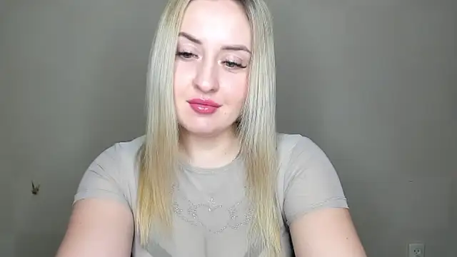 KennaJamess8 online show from 02.04.25