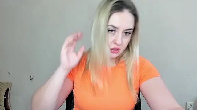 KennaJamess8 online show from 02.26.25