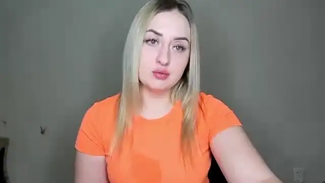 KennaJamess8 online show from 03.04.25