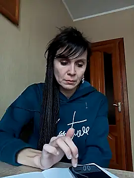 Snapshot of Francenia_lolis chatting on 02.17.25 Francenia lolis online show from 02.17.25