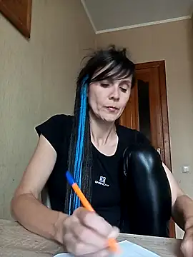 Snapshot of Francenia_lolis chatting on 09.14.25 Francenia lolis online show from 09.14.25