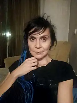 Snapshot of Francenia_lolis chatting on 10.25.25 Francenia lolis online show from 10.25.25