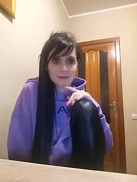 Snapshot of Francenia_lolis chatting on 11.11.25 Francenia lolis online show from 11.11.25