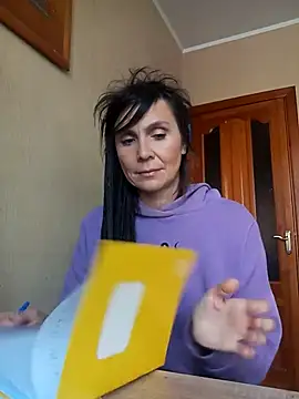 Snapshot of Francenia_lolis chatting on 01.18.26 Francenia lolis online show from 01.18.26