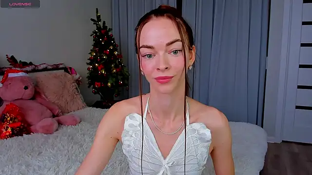 Undertheskin online show from 12.28.24