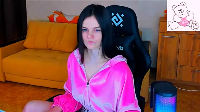 Lora Cain online show from 01.20.25