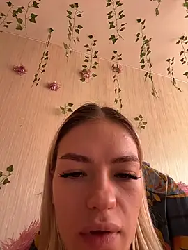 Snapshot of -Sexy_Barbie- chatting on 11.15.25 -Sexy Barbie- online show from 11.15.25