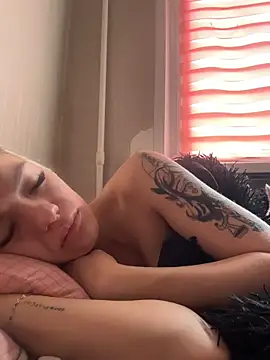 Snapshot of -Sexy_Barbie- chatting on 11.16.25 -Sexy Barbie- online show from 11.16.25