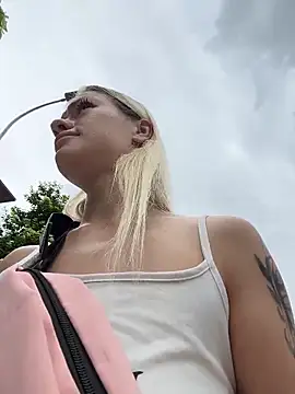 -Sexy Barbie- online show from 12.18.25