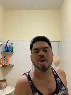 Snapshot of rags_pussylicker chatting on 12.27.24 rags pussylicker online show from 12.27.24