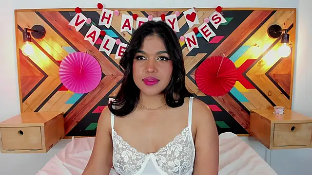 NaiirobiSwan online show from 02.15.25