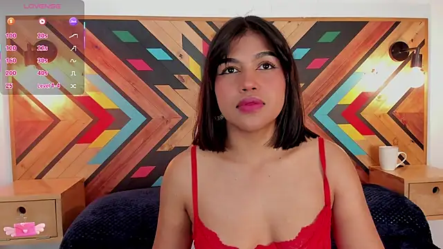 NaiirobiSwan online show from 11.13.25