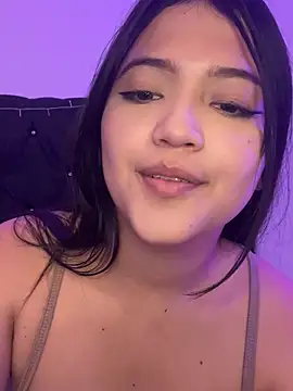 alisson carolina73 online show from 01.05.25