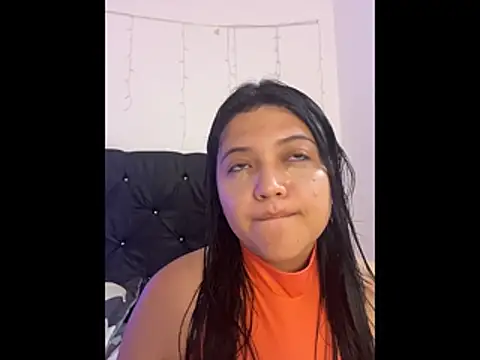 alisson carolina73 online show from 11.18.25