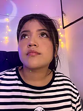 alisson carolina73 online show from 11.21.25