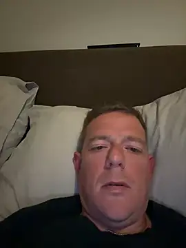 Snapshot of mrwright878787 chatting on 02.04.25 mrwright878787 online show from 02.04.25