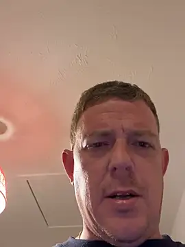 Snapshot of mrwright878787 chatting on 02.08.25 mrwright878787 online show from 02.08.25