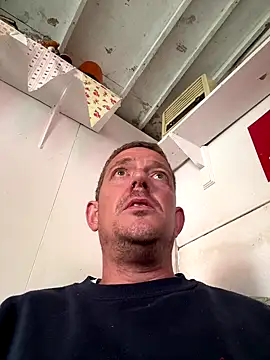 Snapshot of mrwright878787 chatting on 09.13.25 mrwright878787 online show from 09.13.25