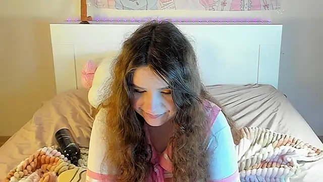 kuraii1  online show from 02.11.25