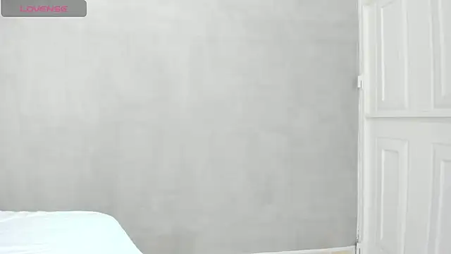 Snapshot of Carohorny4u chatting on 02.04.25 Carohorny4u online show from 02.04.25