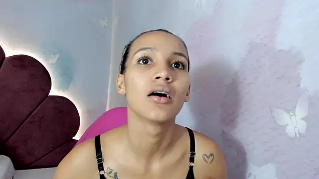 Snapshot of Carohorny4u chatting on 01.06.26 Carohorny4u online show from 01.06.26