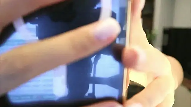 IrisNoire online show from 09.11.25