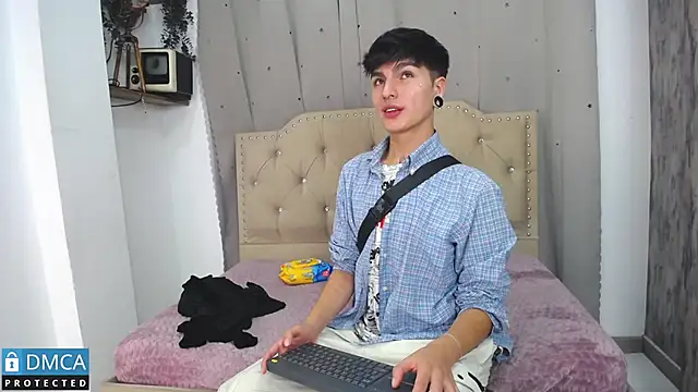 CataFox  online show from 03.12.25