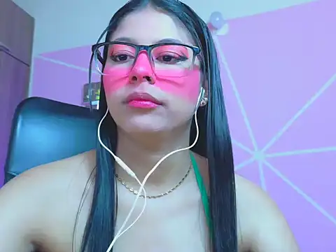 Snapshot of _ALLYSON18_ chatting on 05.02.26 ALLYSON18 online show from 05.02.26