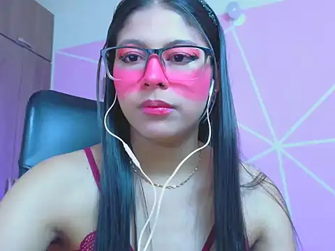 Snapshot of _ALLYSON18_ chatting on 05.10.26 ALLYSON18 online show from 05.10.26