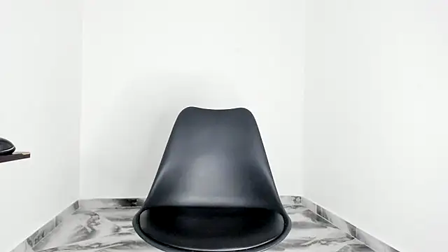 Snapshot of mikee_scooth chatting on 01.05.26 mikee scooth online show from 01.05.26