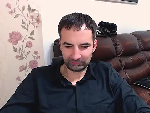 Leo 1617 online show from 11.06.25