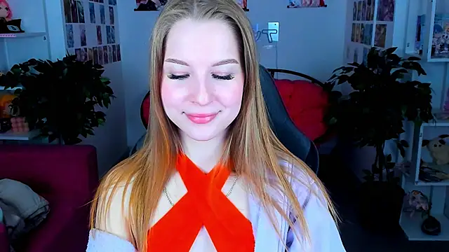 CuteMousee online show from 12.24.24