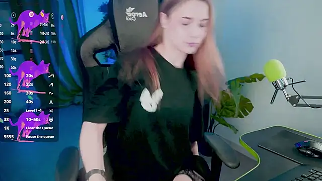 CuteMousee online show from 09.14.25