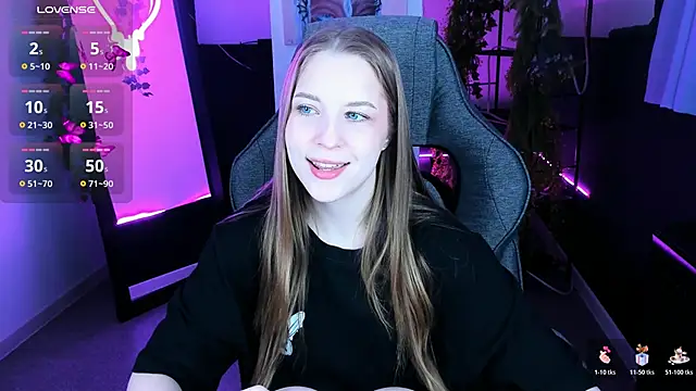 CuteMousee online show from 10.18.25