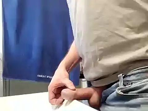 Snapshot of Veinedur chatting on 01.08.26 Veinedur online show from 01.08.26