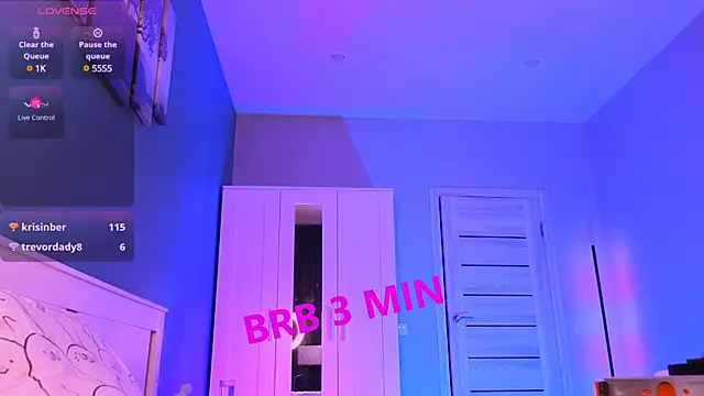 Snapshot of -EveStone- chatting on 12.22.24 -EveStone- online show from 12.22.24