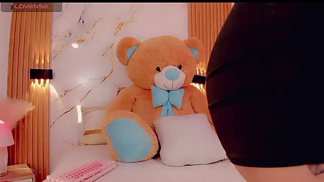 BrendaSquirtx online show from 01.18.26