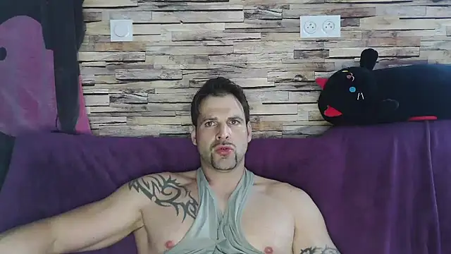 XxBigboybandxX online show from 02.21.25