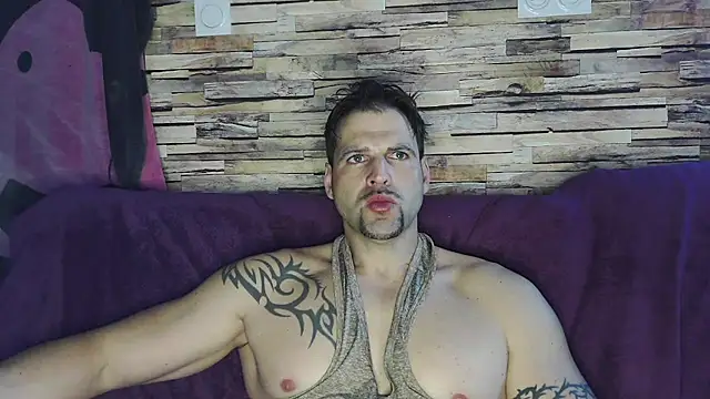 XxBigboybandxX online show from 03.01.25