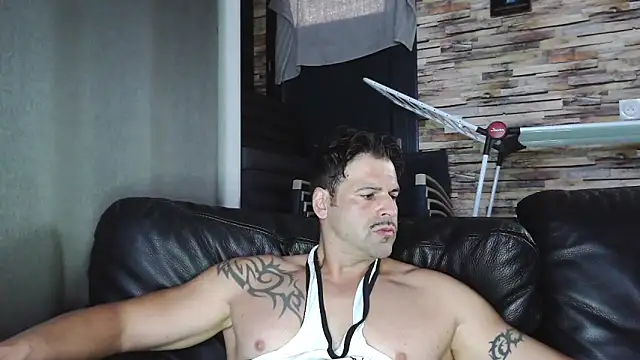 XxBigboybandxX online show from 10.25.25