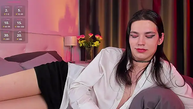 Alfreda Mills online show from 03.05.25